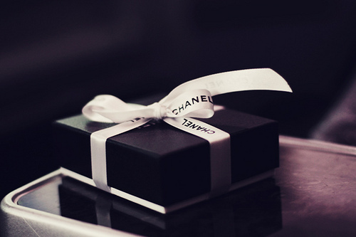 chanel-fashion-gift-life-present-Favim.com-455088_large