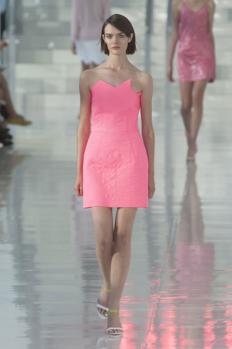 mode__preen-by-thornton-bregazzi_printemps-ete-2014_londres_madame-figaro_25