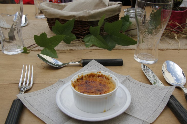 Amuse bouche crème brûle a  base de l'extrait de stevia a l’échalote 