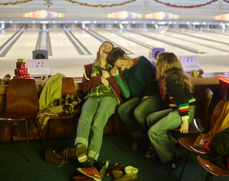 cigarettes_et_chocolat_chaud_photo_3-2015-mandarin-cinema_alexis-cottin