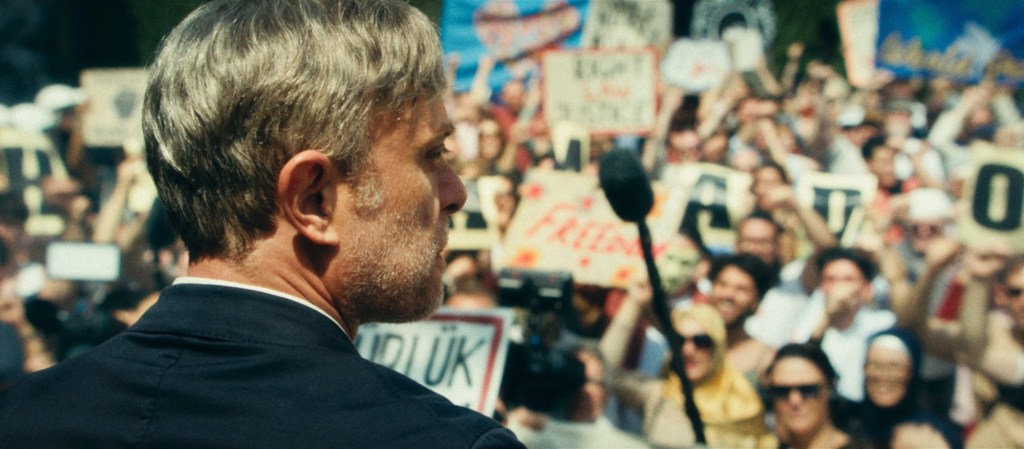 Yellow Letters ilker Çatak