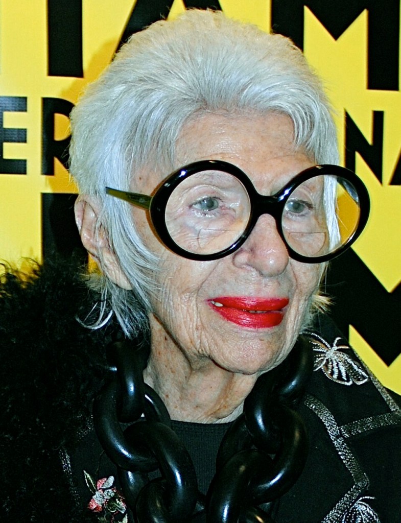 manifeste Iris Apfel plus couleurs, moins règles